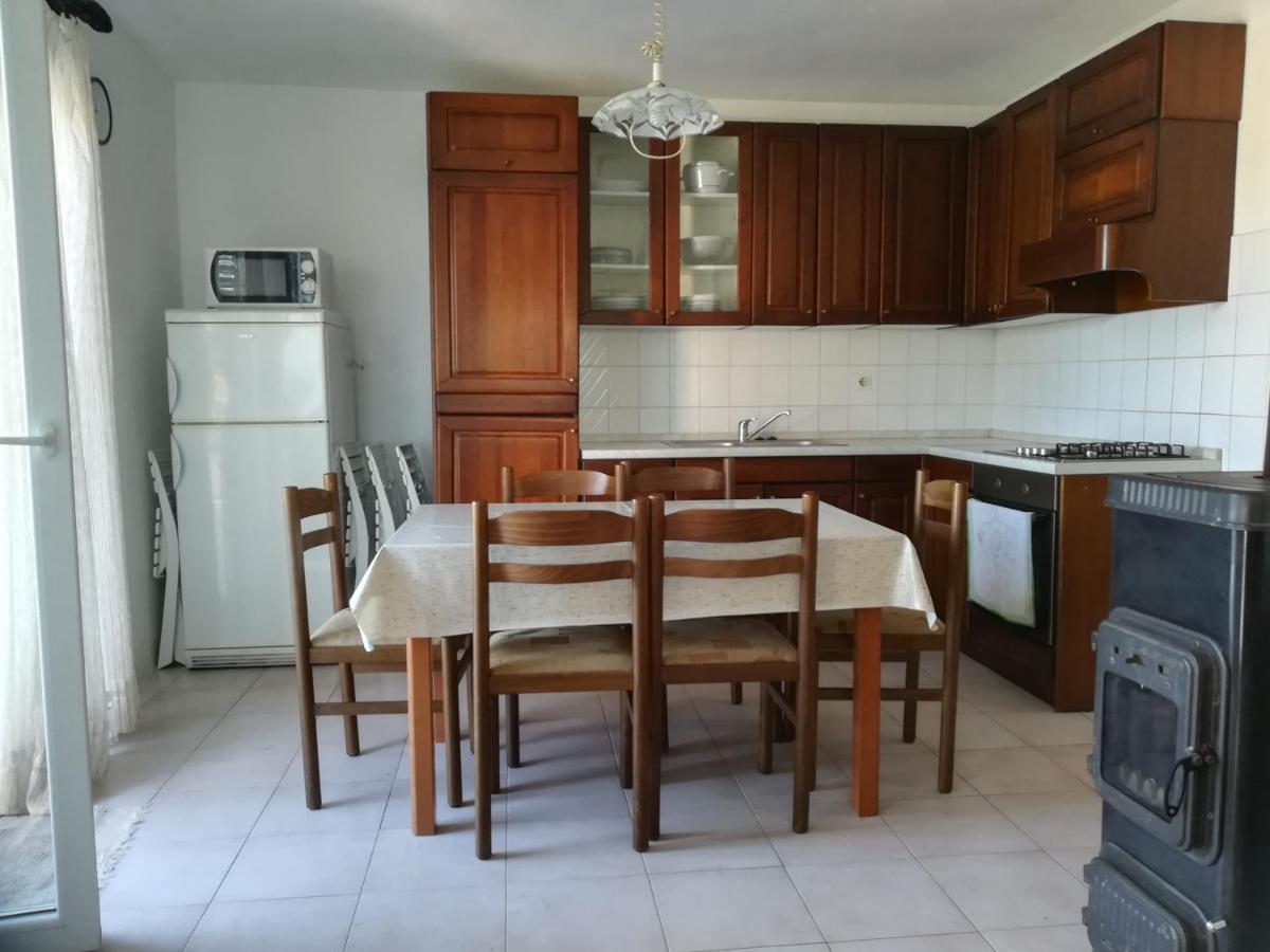 Apartment Porat Ugljan Kültér fotó